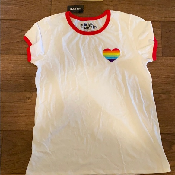2 for $25 NWT Pride Hot Topic Heart Shirt - Picture 3 of 5